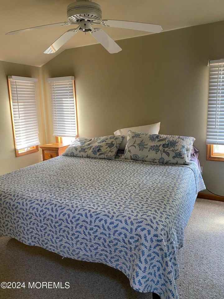 29 Julia Dr - Photo 7 of 22