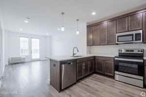 featured image of 126 Main St #201
