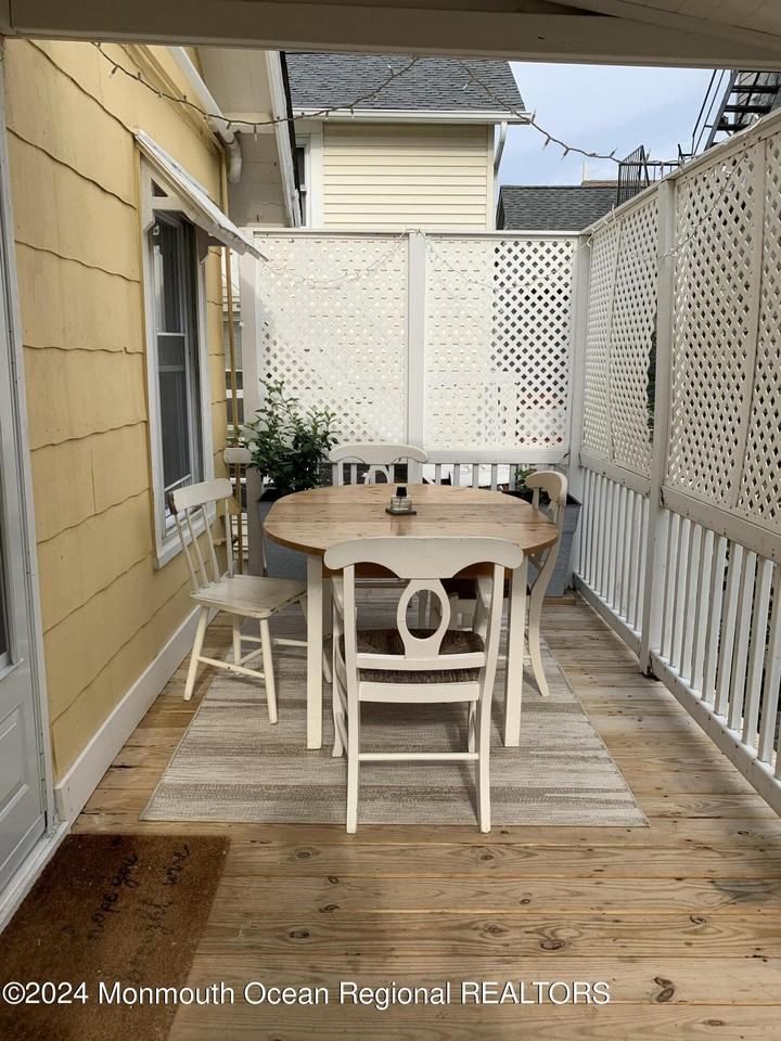 19 Webb Ave #2 - Photo 2 of 25