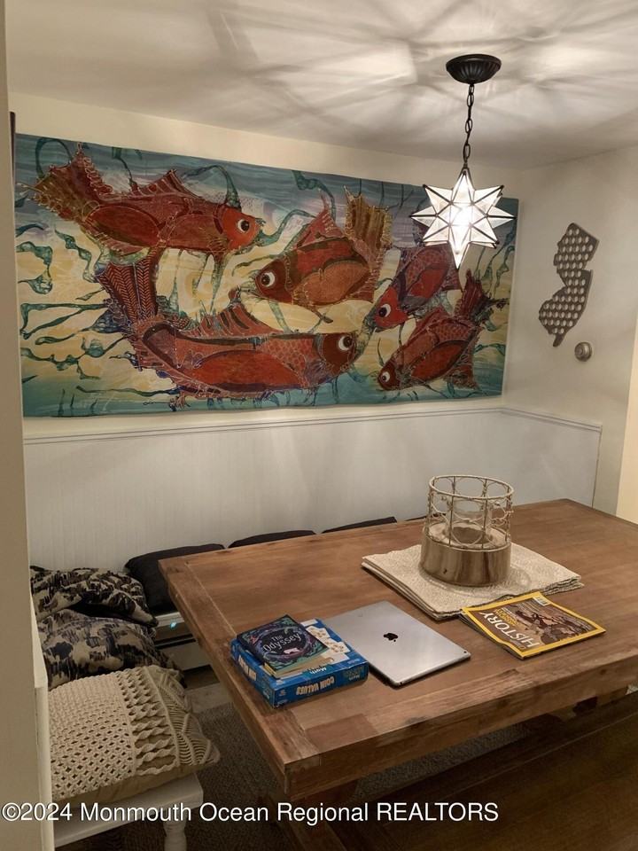 19 Webb Ave #2 - Photo 7 of 25