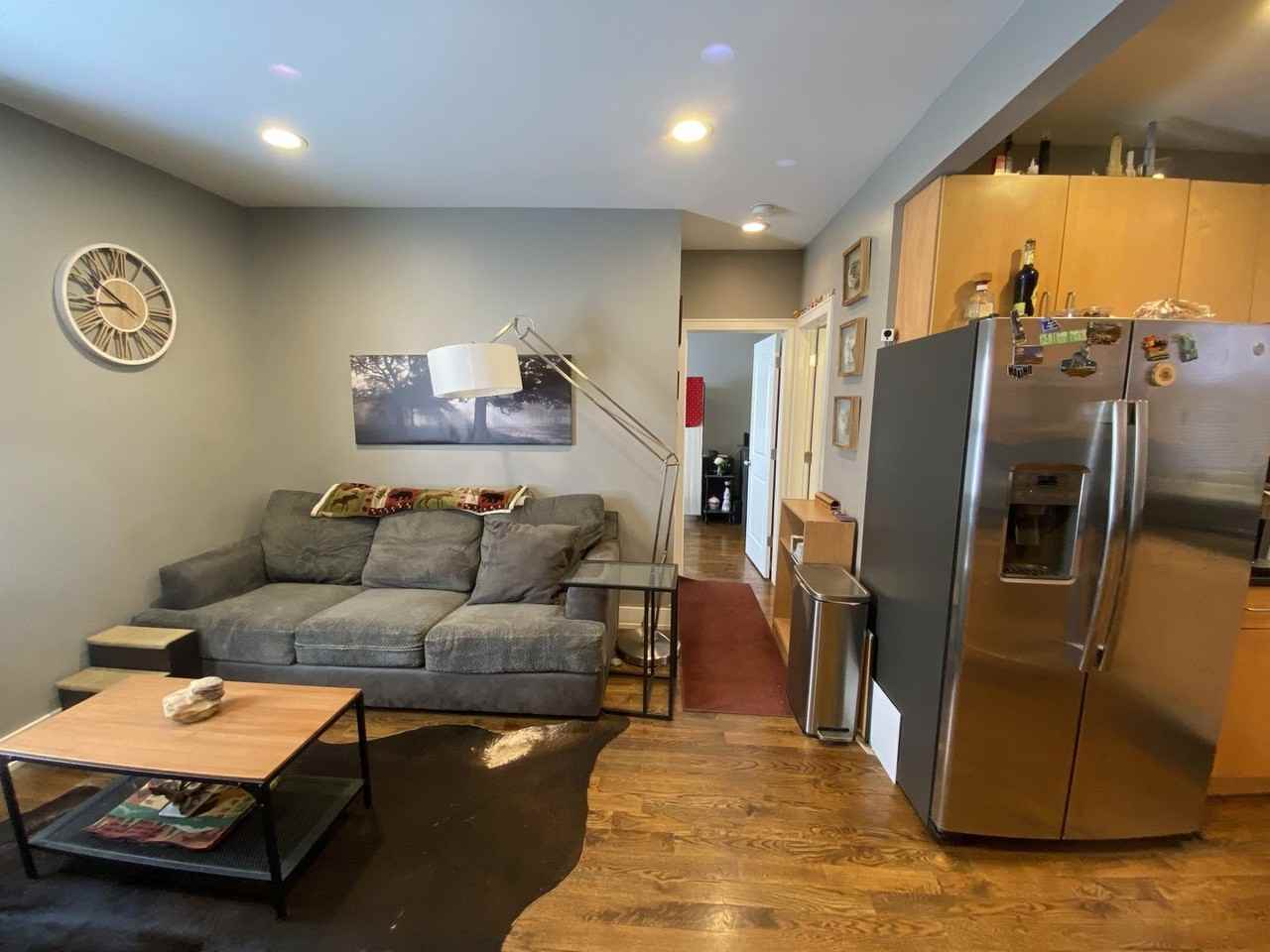 1700 S Jefferson St #1R - Photo 3 of 15