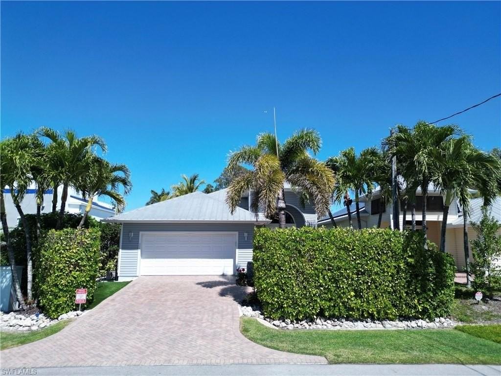 3005 Coco Ave - Photo 6 of 30