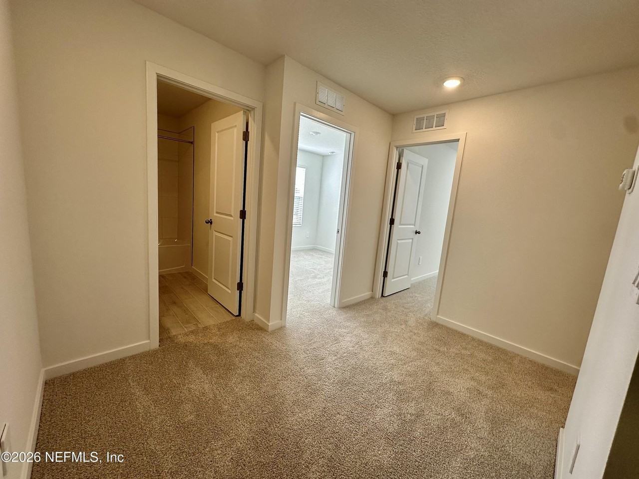 166 Yellowstone Dr - Photo 7 of 18