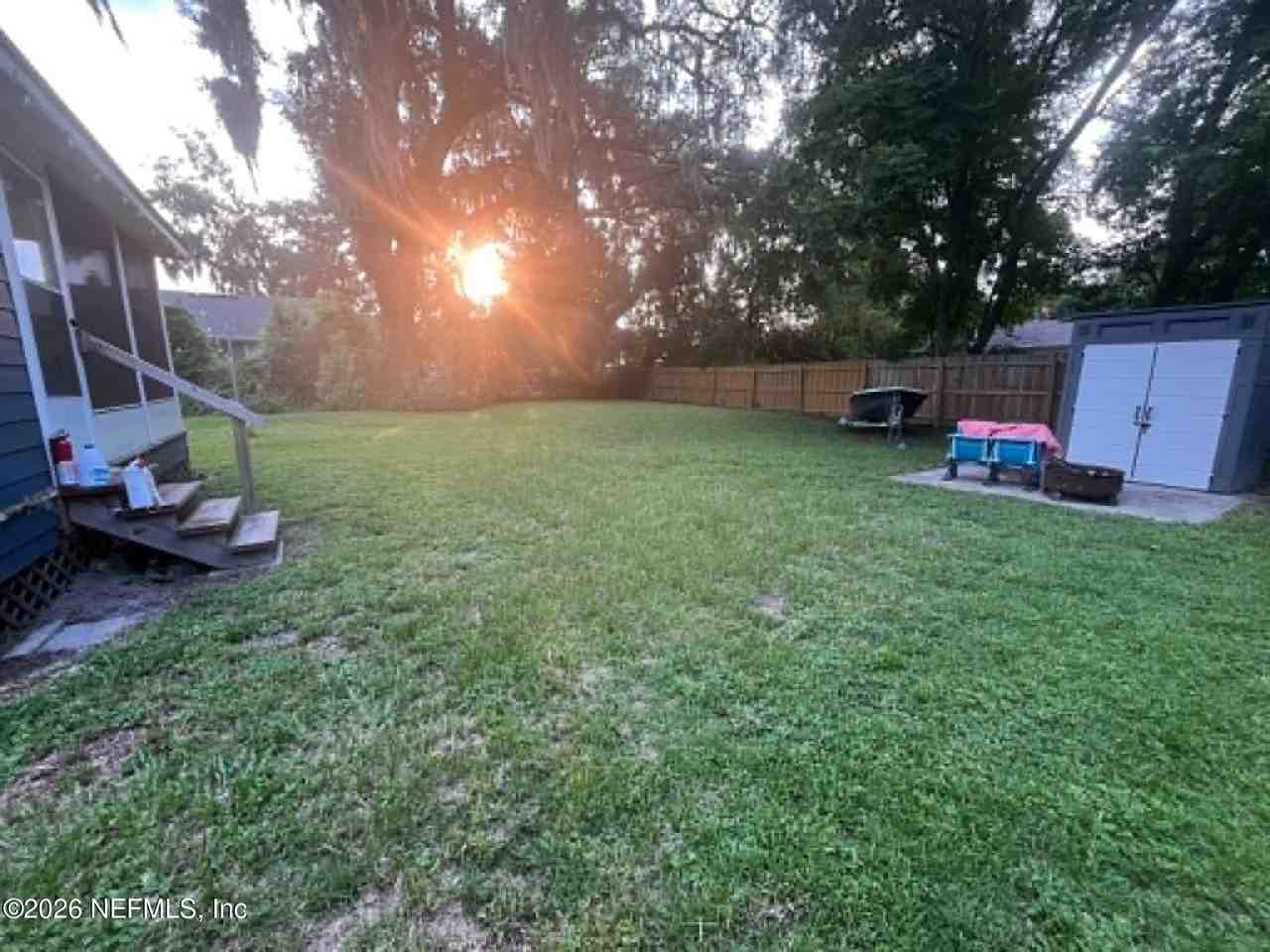 1605 Lakewood Rd - Photo 2 of 10