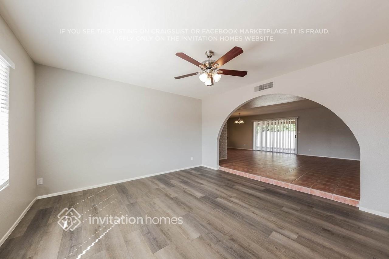 5808 W Mary Jane Ln - Photo 3 of 16