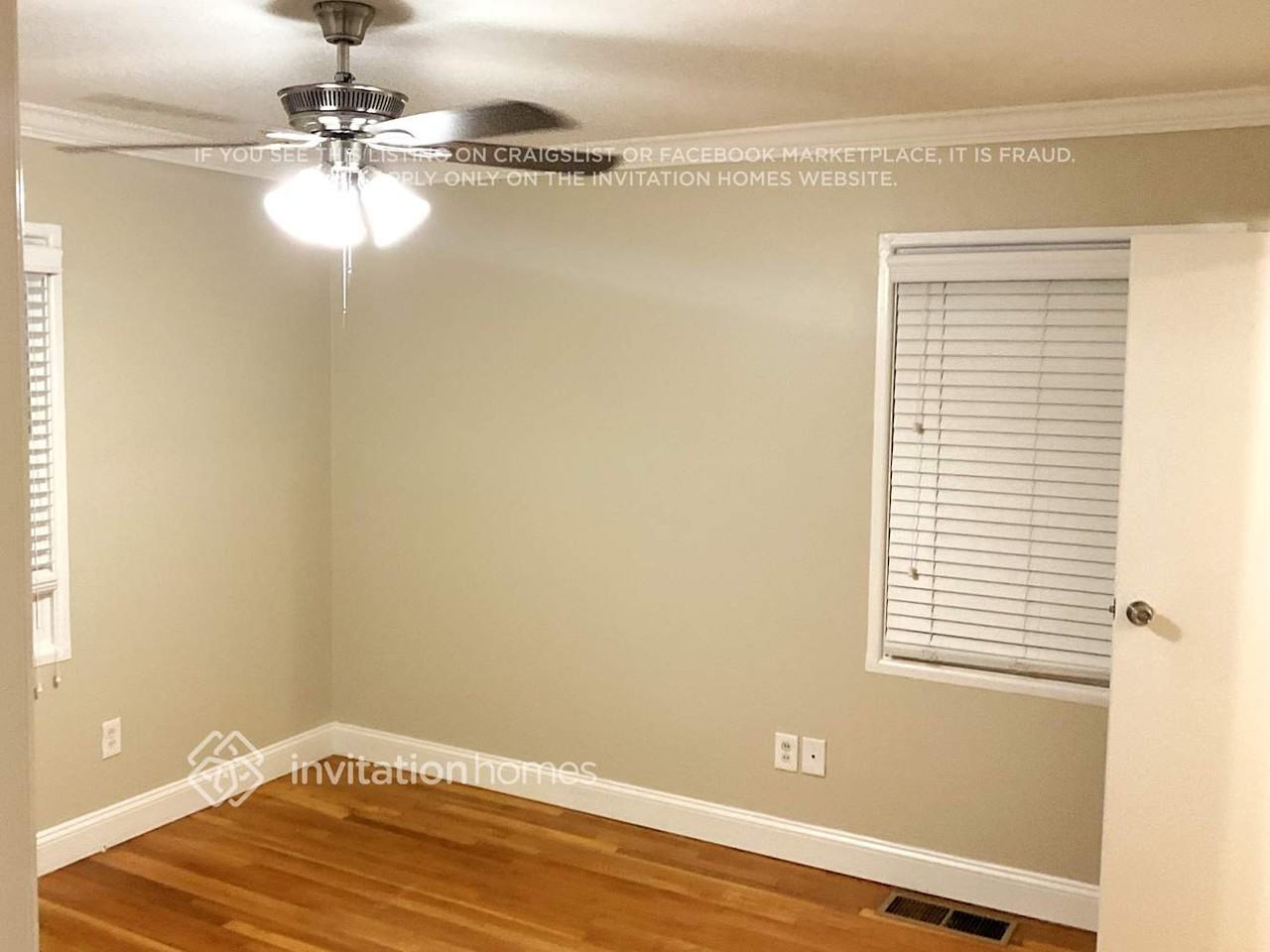 1627 Wildwood Rd - Photo 4 of 9