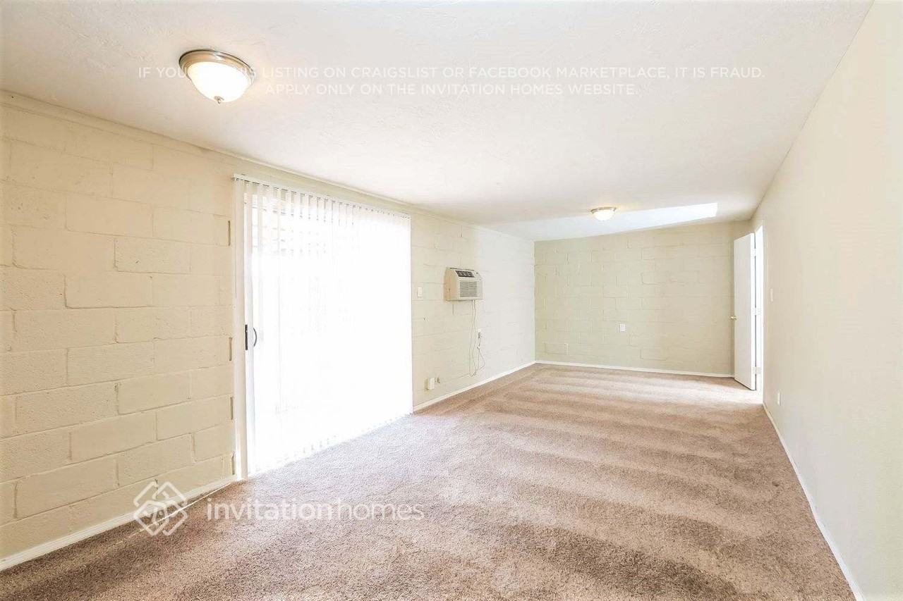 840 E Mountain View Rd - Photo 7 of 17
