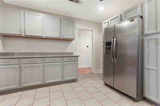 6818 Louis Xiv St - Photo 6 of 15