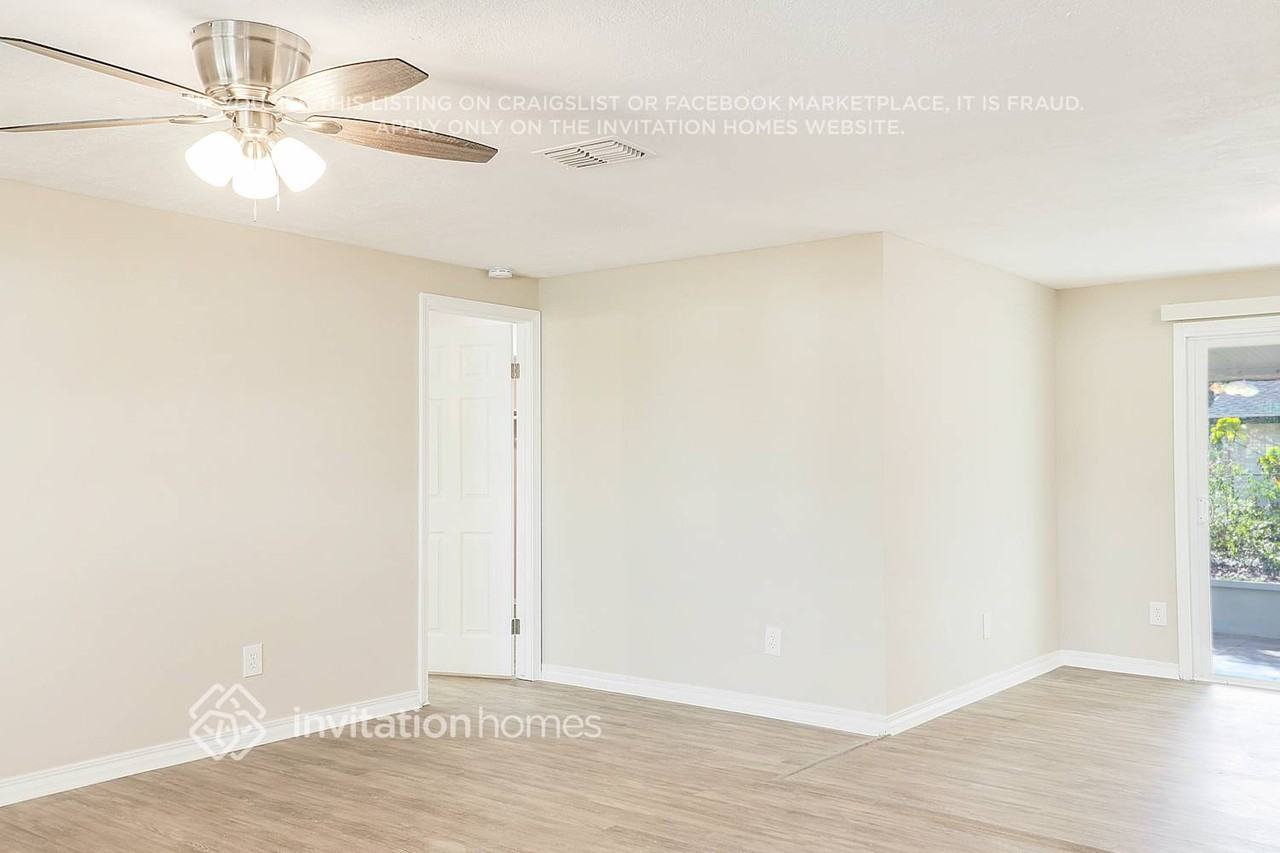 8033 Banister Ln - Photo 6 of 21