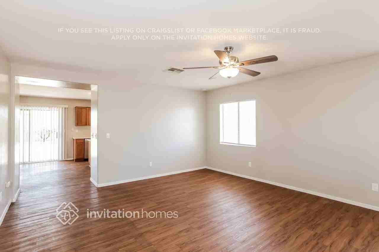 12417 N 127th Dr - Photo 4 of 16