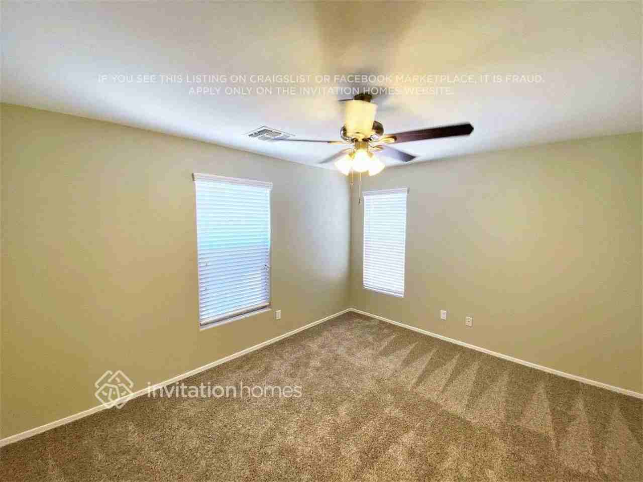 6626 W Polk St - Photo 5 of 15