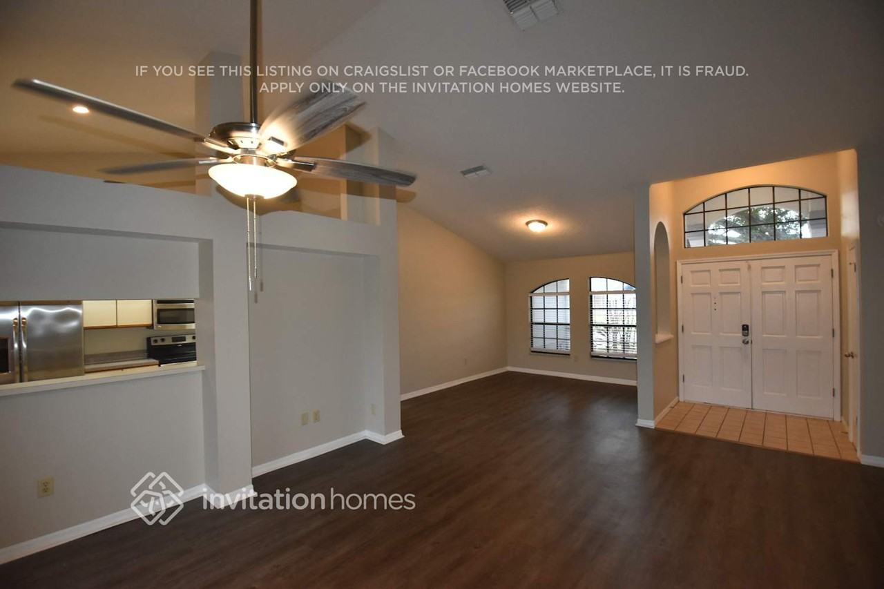 1507 Storington Ave - Photo 2 of 13