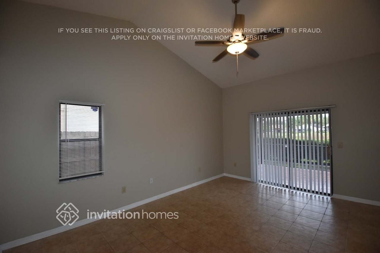 1507 Storington Ave - Photo 5 of 13