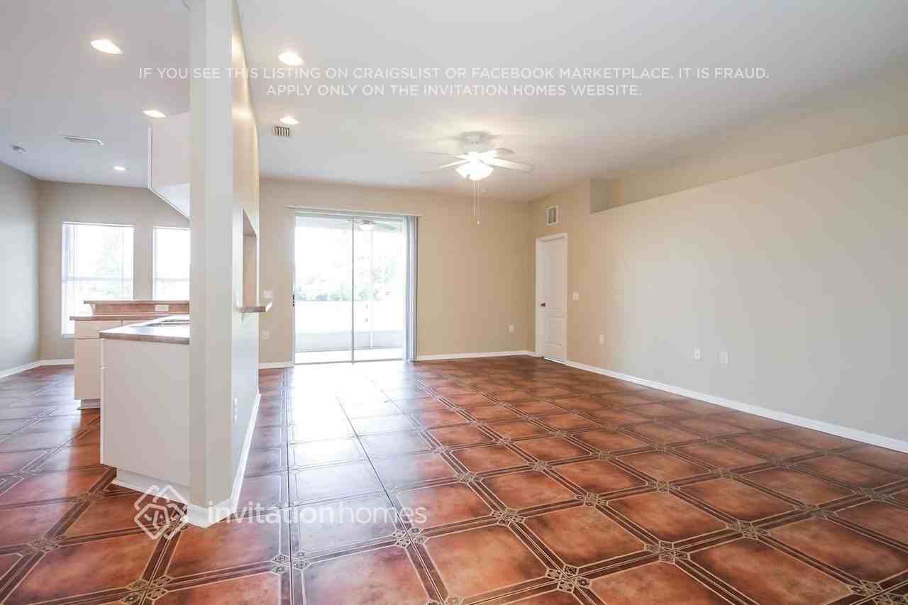 6731 Monarch Park Dr - Photo 4 of 21