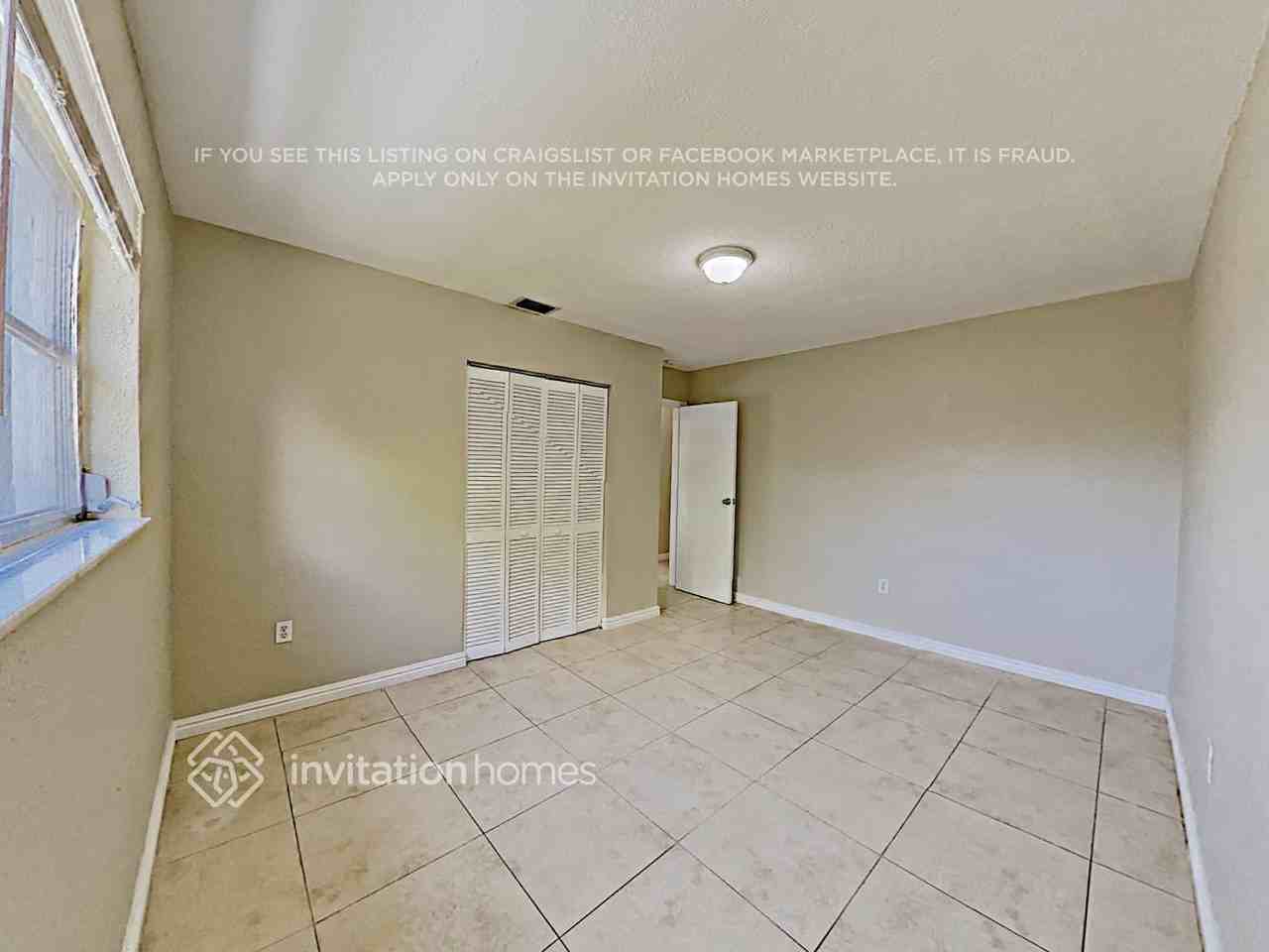 7311 Nw 20th St - Photo 6 of 13