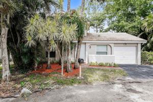 featured image of 1220 Nw 89th Dr
