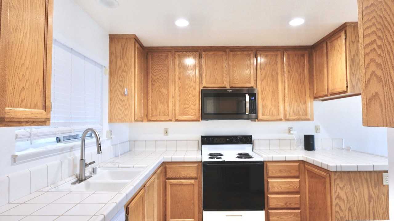 4378 Conejo Dr #TH - Photo 3 of 41