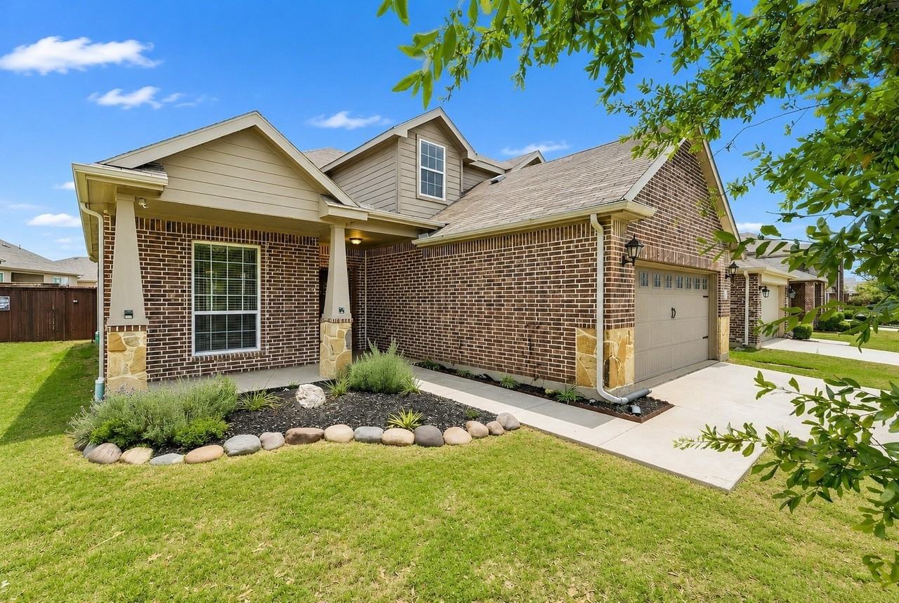 1009 Cheyenne Dr - Photo 2 of 38