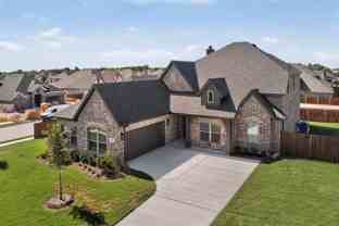 814 Lakewood Ct - Photo 1 of 1