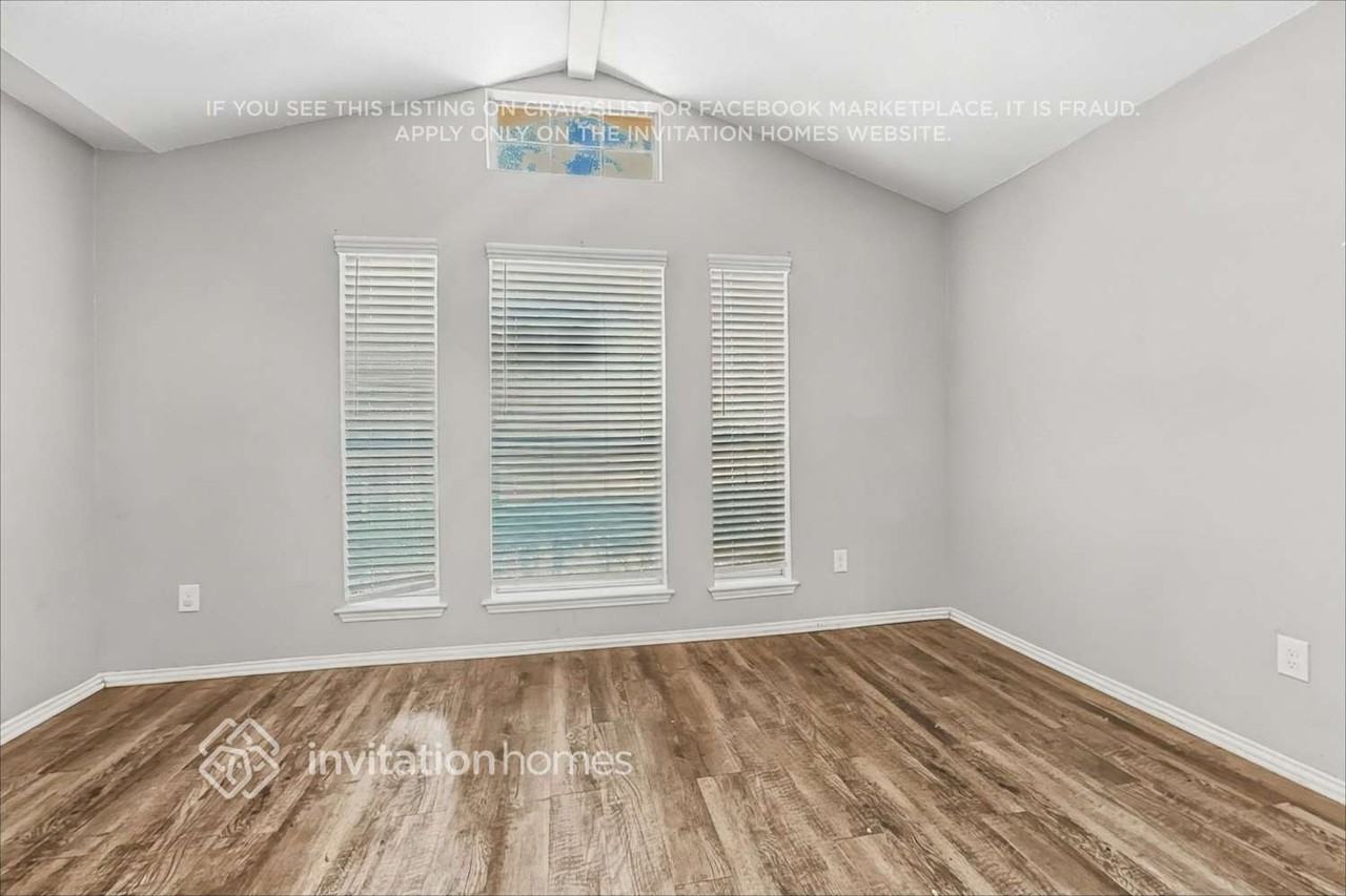 1111 Hidden Creek Dr - Photo 6 of 21
