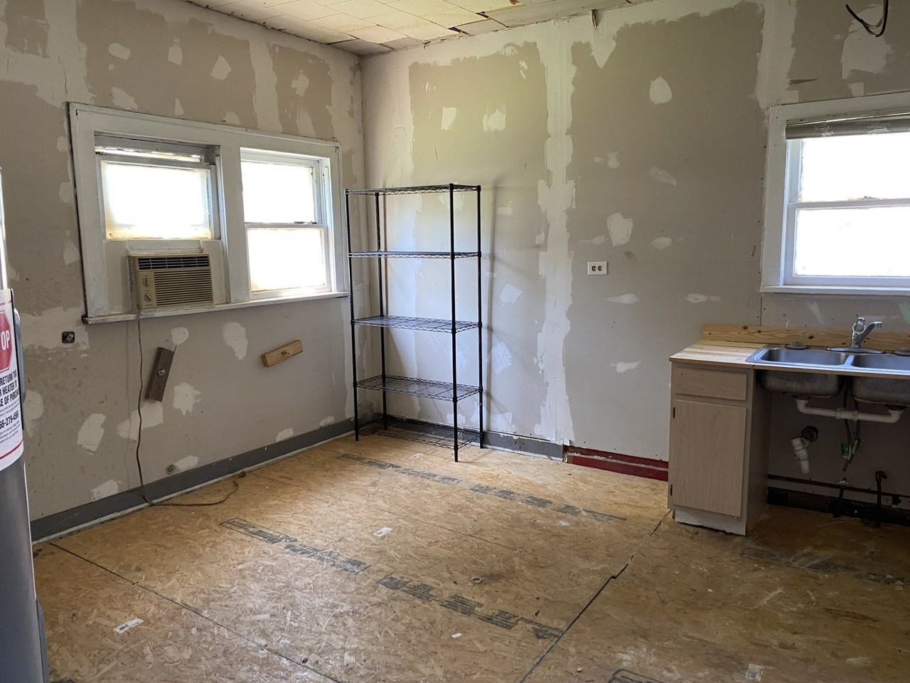 2017 Mcgregor Ave - Photo 4 of 10