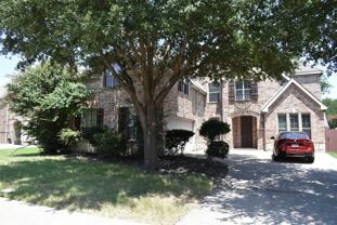 910 Redbird Ln - Photo 1 of 1