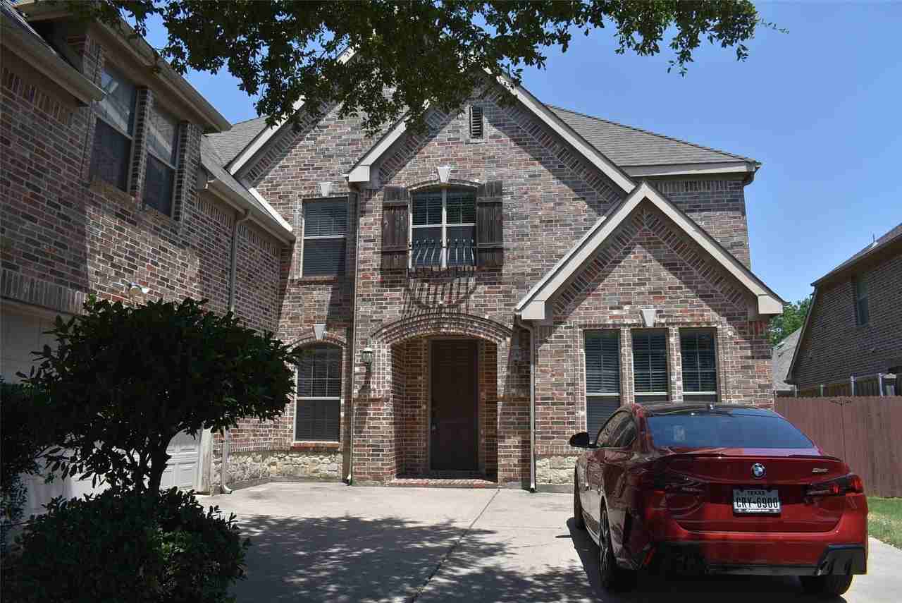 910 Redbird Ln - Photo 3 of 19