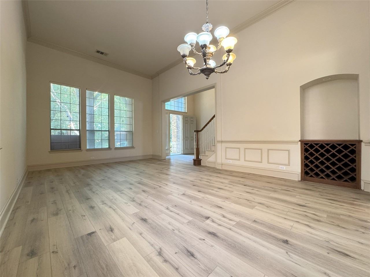 4112 Hearthlight Ct - Photo 4 of 30