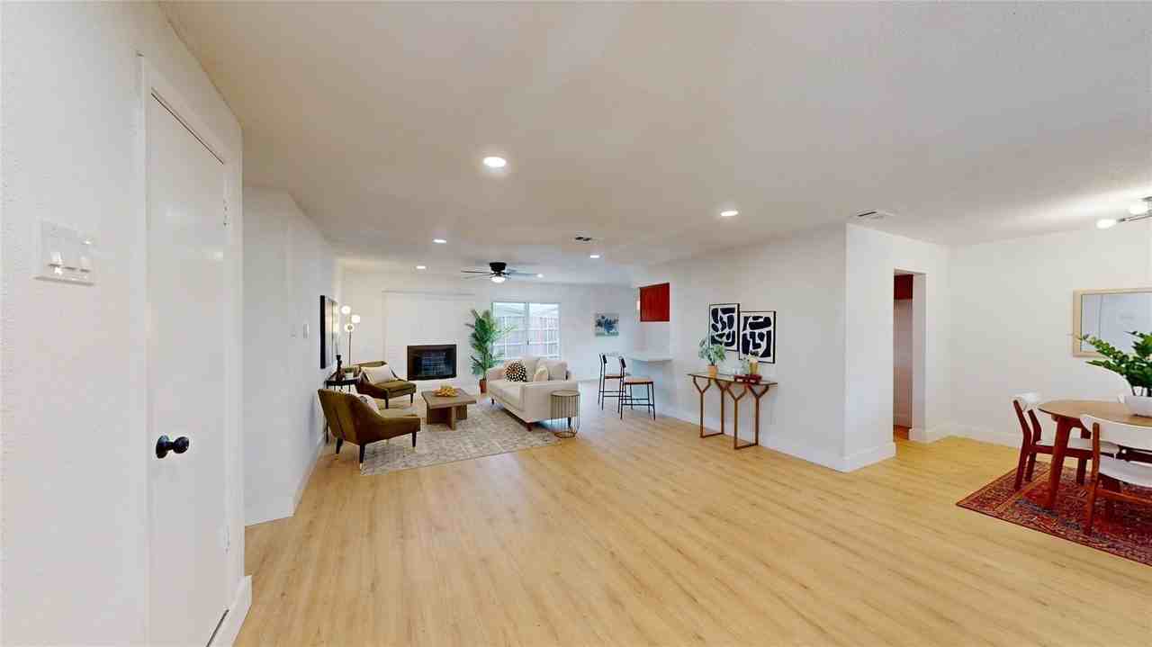 4122 Victoria St - Photo 4 of 29