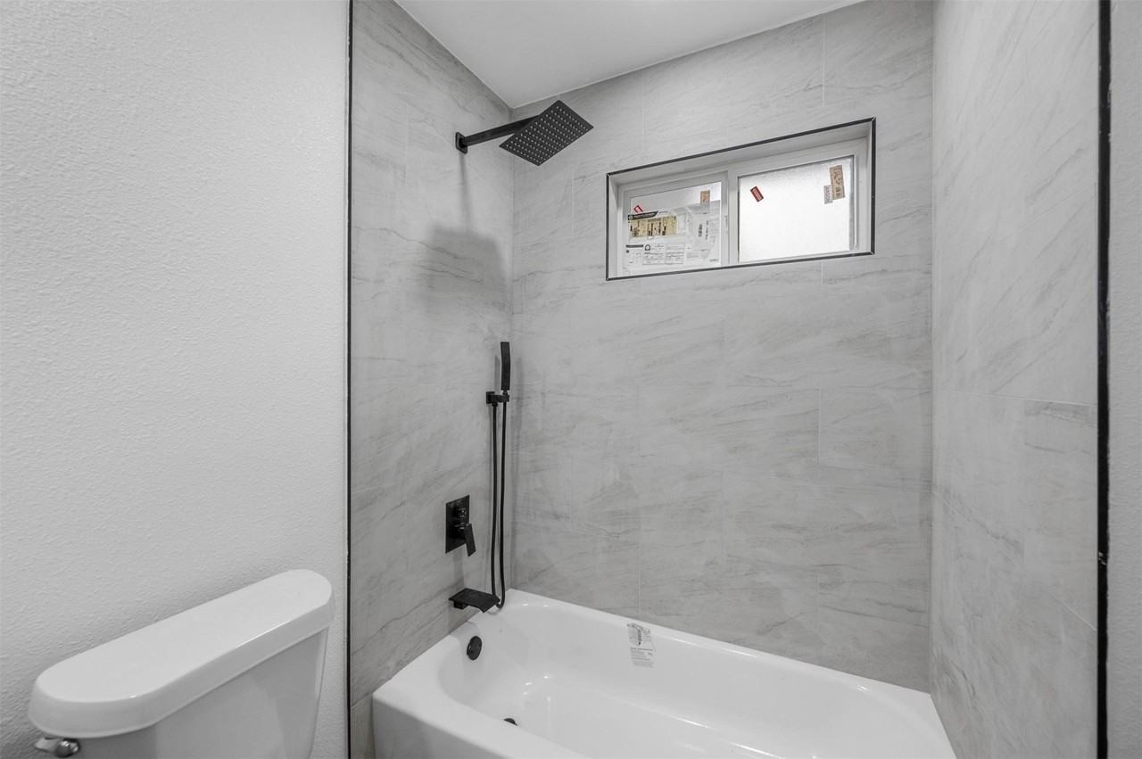 2202 Major Dr - Photo 6 of 27