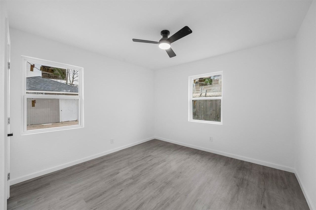 2202 Major Dr - Photo 7 of 27
