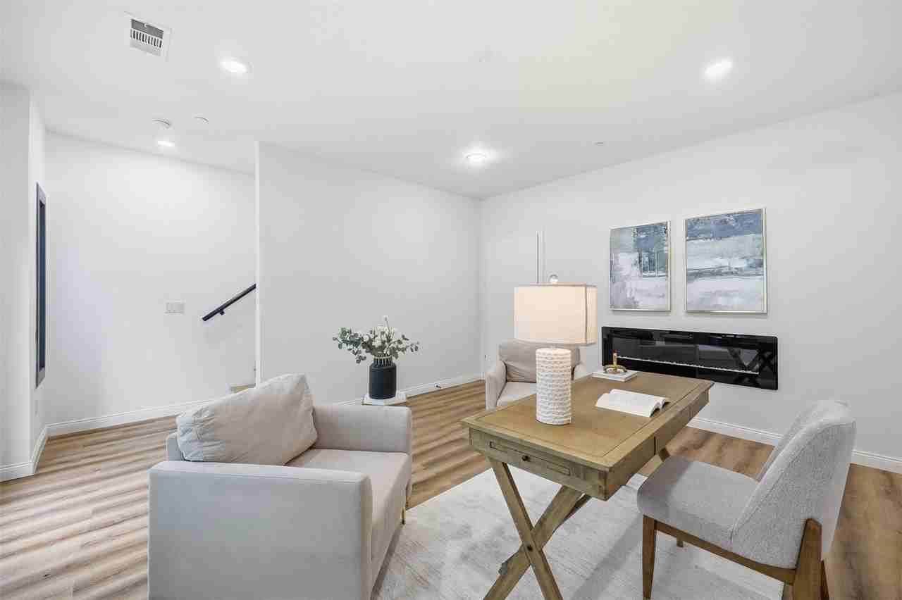 1920 Caddo St #204 - Photo 4 of 33
