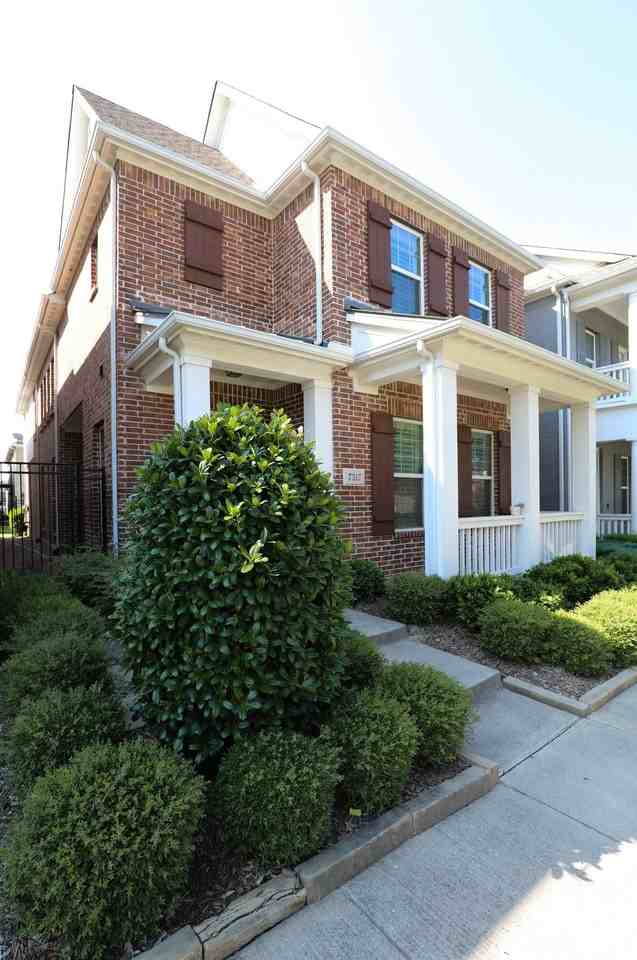 7317 Caladium Dr - Photo 2 of 26