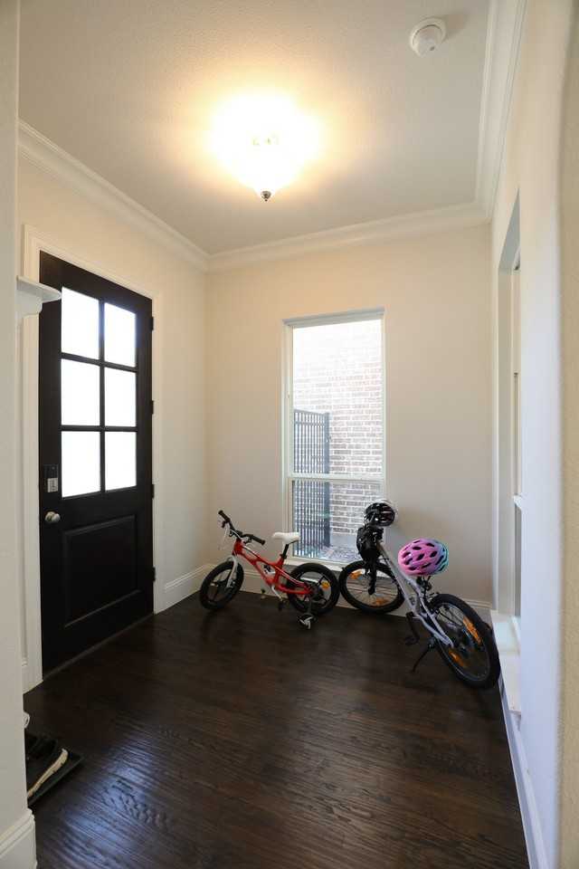 7317 Caladium Dr - Photo 5 of 26