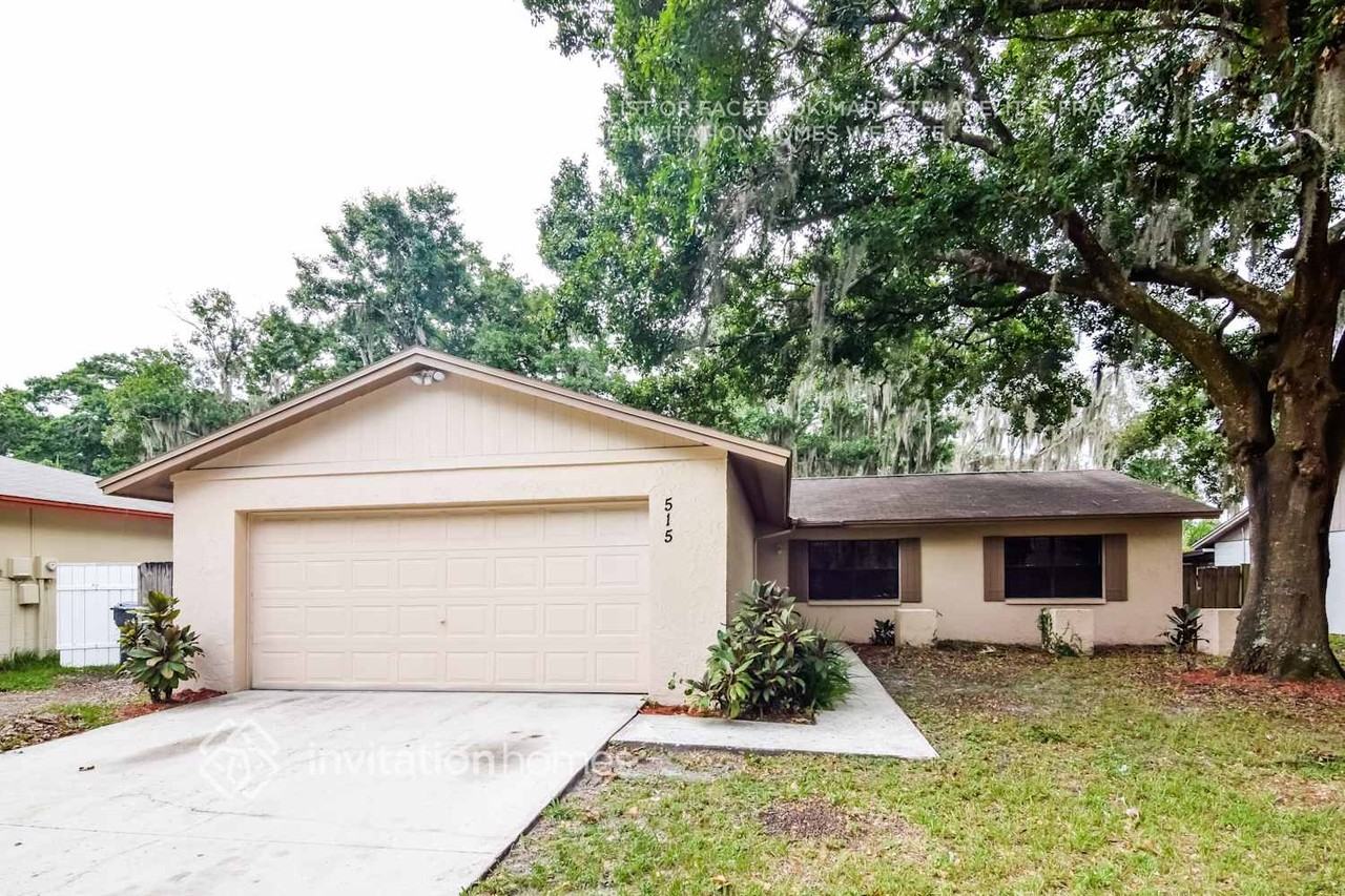 515 Wynnwood Dr - Photo 2 of 20