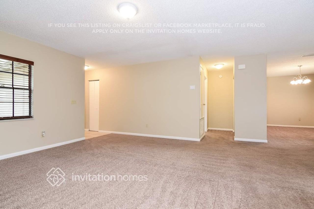 515 Wynnwood Dr - Photo 3 of 20