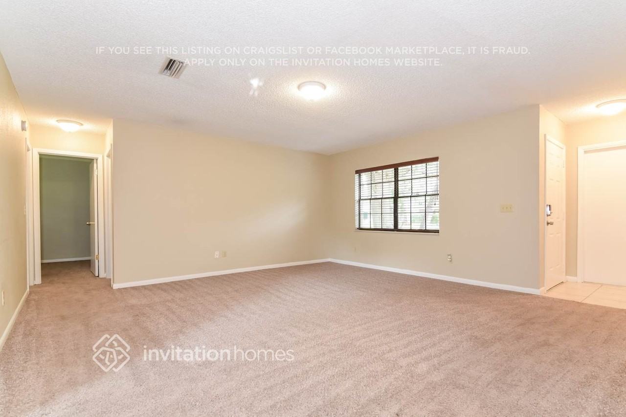 515 Wynnwood Dr - Photo 4 of 20