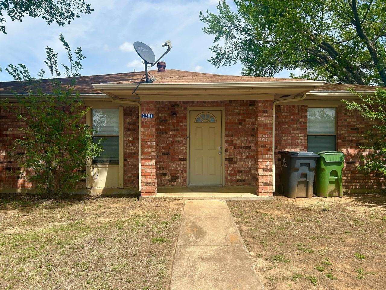 2301 Lido Ln