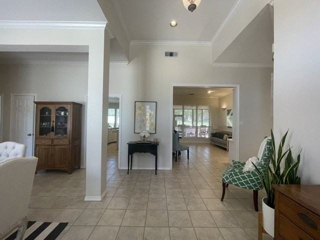 558 Timber Ridge Dr - Photo 3 of 36