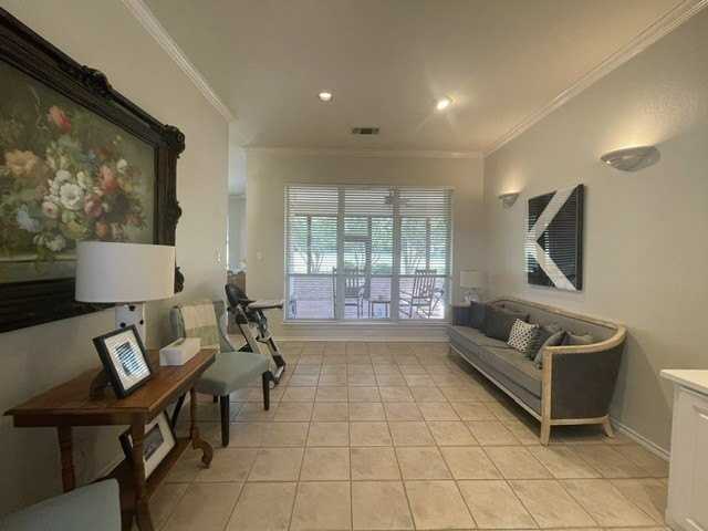 558 Timber Ridge Dr - Photo 5 of 36