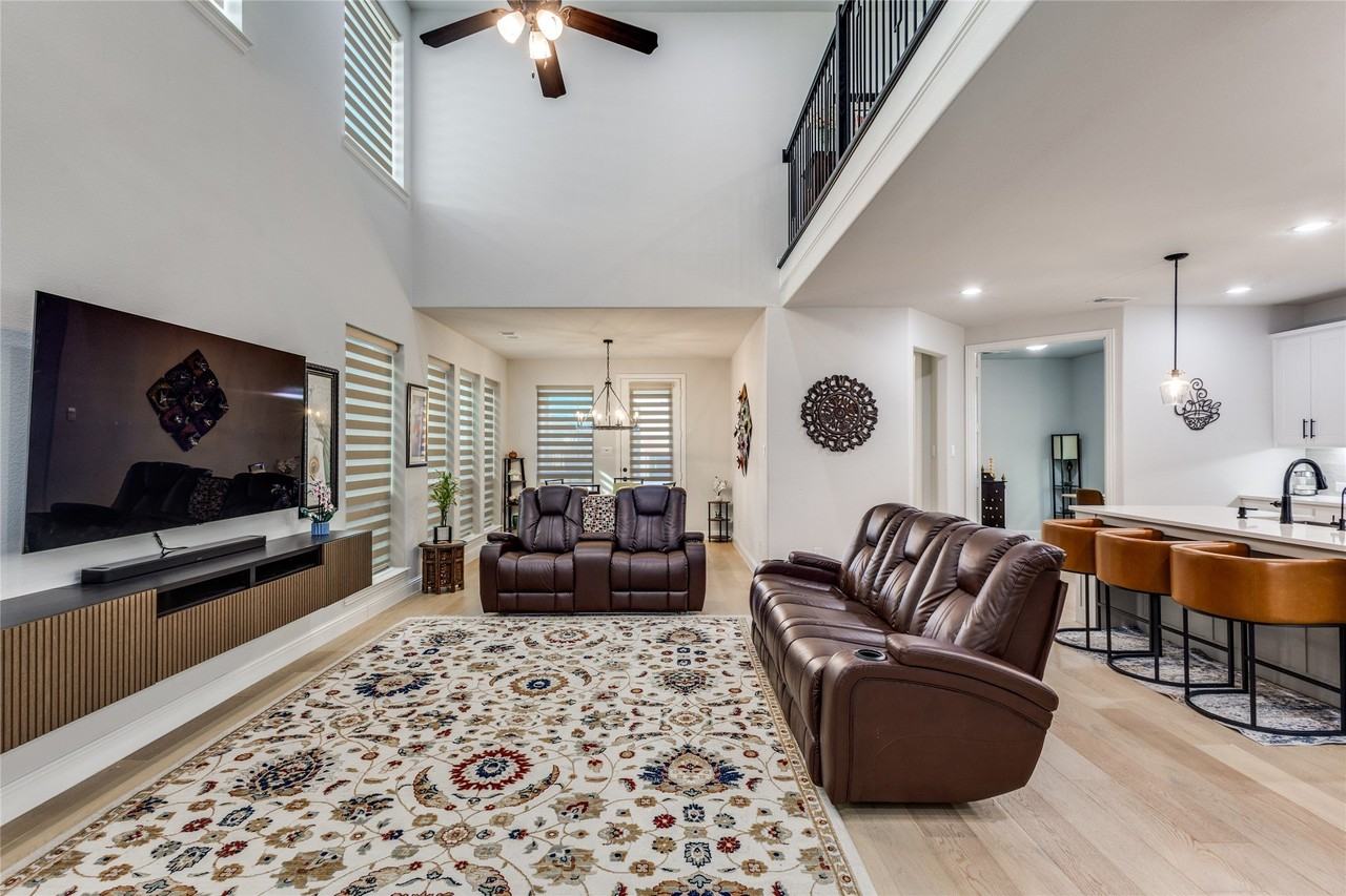 8325 Mint Mews - Photo 5 of 31