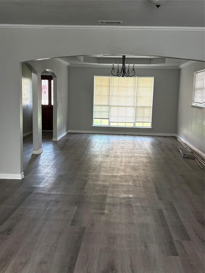 545 Tubbs Rd - Photo 3 of 4
