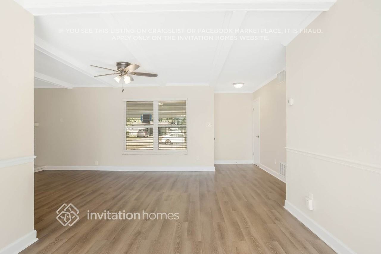 854 Silver Oak Ct - Photo 4 of 24