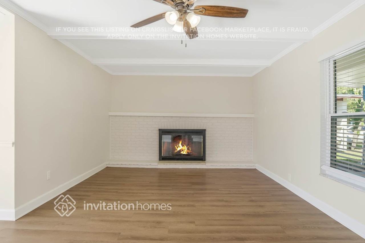 854 Silver Oak Ct - Photo 5 of 24