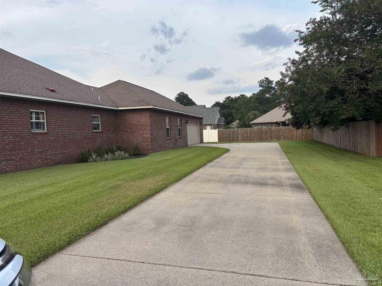 3689 Laurel Lee Blvd - Photo 2 of 22