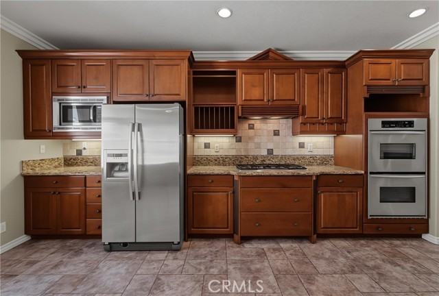 1254 Duxbury Cir - Photo 4 of 50