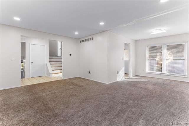 22582 Winfield Rd - Photo 7 of 37