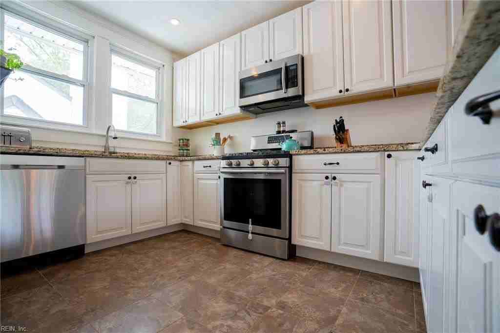 4500 Newport Ave #200 - Photo 7 of 30
