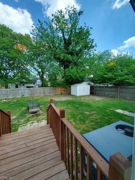 3746 Lenoir Cir - Photo 2 of 18