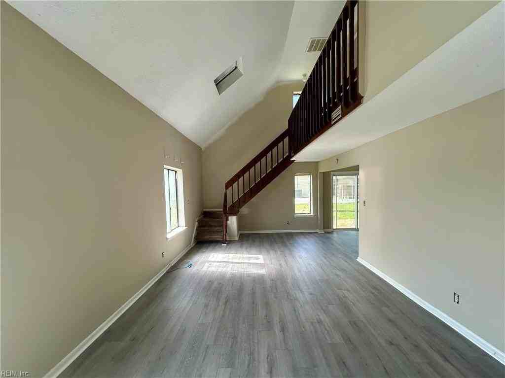 509 Chownings Dr - Photo 3 of 14